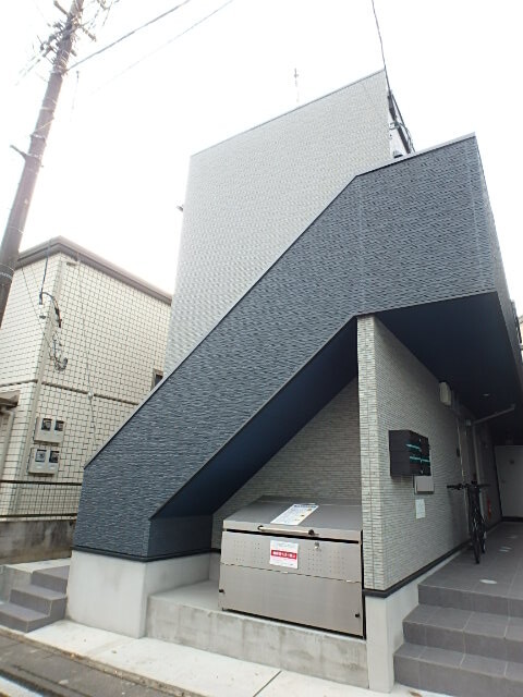 ��ʌ��������܎s�k��g�쒬�Q���ڂ̃A�p�[�g�̌����O��