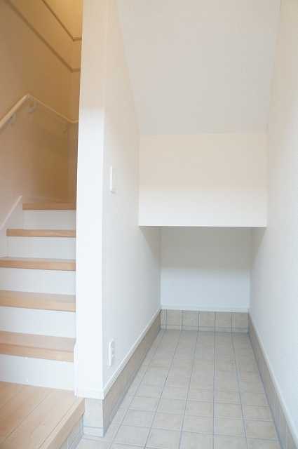 ��ʌ��������܎s�k��g�쒬�Q���ڂ̃A�p�[�g�̌���