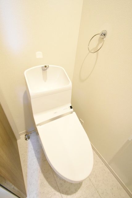 ��ʌ�����s���s���R���ڂ̃A�p�[�g�̃g�C��