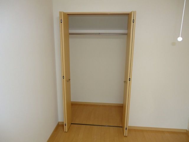 ��ʌ��������܎s��΋�厚�n���̃A�p�[�g�̎��[