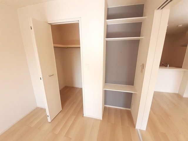 ��ʌ��z�J�s�Ɍ��P���ڂ̃A�p�[�g�̎��[