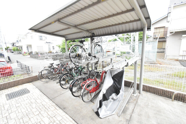 ��ʌ��z�J�s�����c���̃A�p�[�g�̂��̑�