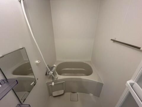 ��ʌ��������܎s�������a�c���Q���ڂ̃A�p�[�g�̃o�X