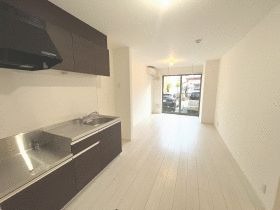 ��ʌ��������܎s��{���Ԓ��Q���ڂ̃A�p�[�g�̋��ԁE���r���O