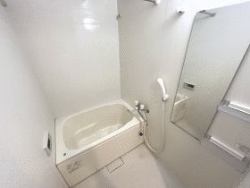 ��ʌ��������܎s��{���Ԓ��Q���ڂ̃A�p�[�g�̃o�X