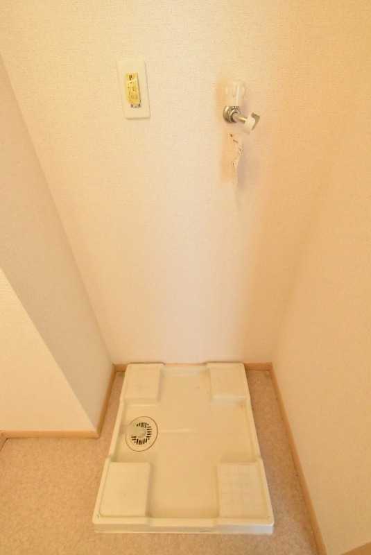 ��ʌ��z�J�s�����c���̃A�p�[�g�̂��̑�