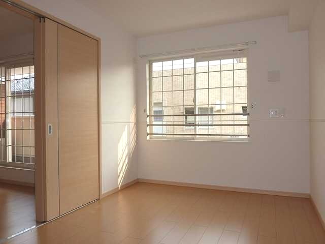 ��ʌ��z�J�s�����c���̃A�p�[�g�̂��̑�