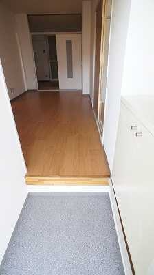 ��ʌ������s���v��̃}���V�����̌���