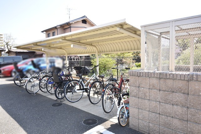 ��ʌ��������܎s�k��{�����̃A�p�[�g�̂��̑�