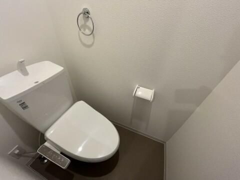 ��ʌ��������܎s�������a�c���Q���ڂ̃A�p�[�g�̃g�C��