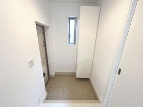 ��ʌ��������܎s��{���Ԓ��Q���ڂ̃A�p�[�g�̌���