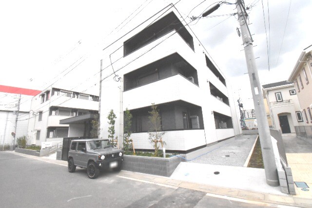 ��ʌ��������܎s�΋�����R����9-48�̃A�p�[�g�̌����O��