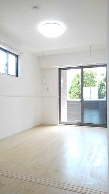 ��ʌ��������܎s��΋�厚��΂̃A�p�[�g�̋��ԁE���r���O