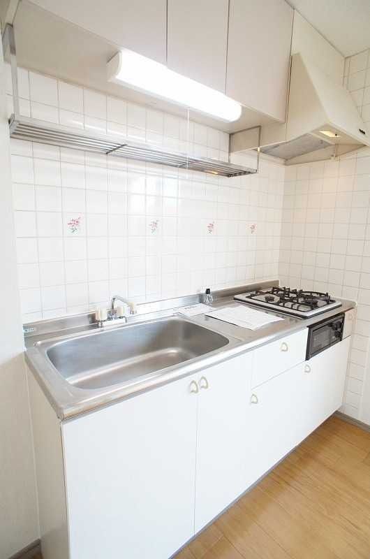 ��ʌ��z�J�s�{�{���R���ڂ̃}���V�����̃L�b�`��