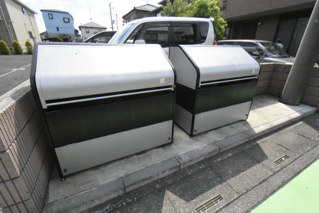 ��ʌ��������܎s��΋�厚��΂̃A�p�[�g�̂��̑�