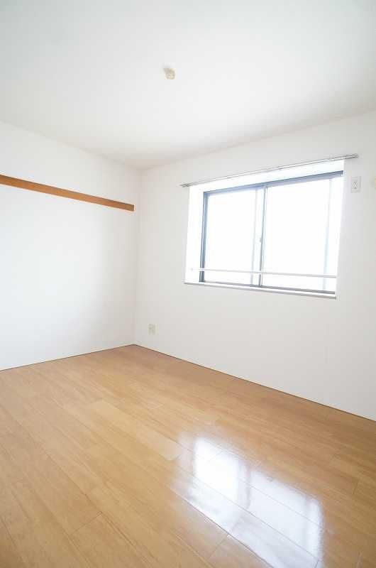 ��ʌ��z�J�s�{�{���R���ڂ̃}���V�����̂��̑������E�X�y�[�X