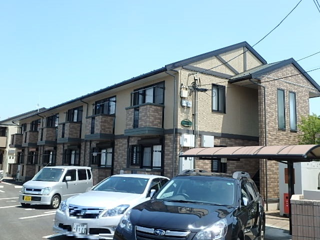 ��ʌ��������܎s�k�捡�H���̃A�p�[�g�̌����O��