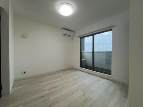 ��ʌ��������܎s�������a�c���Q���ڂ̃A�p�[�g�̋��ԁE���r���O