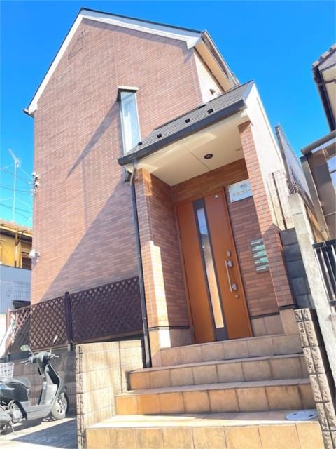 ��ʌ��z�J�s���R���ڂ̃A�p�[�g�̃G���g�����X