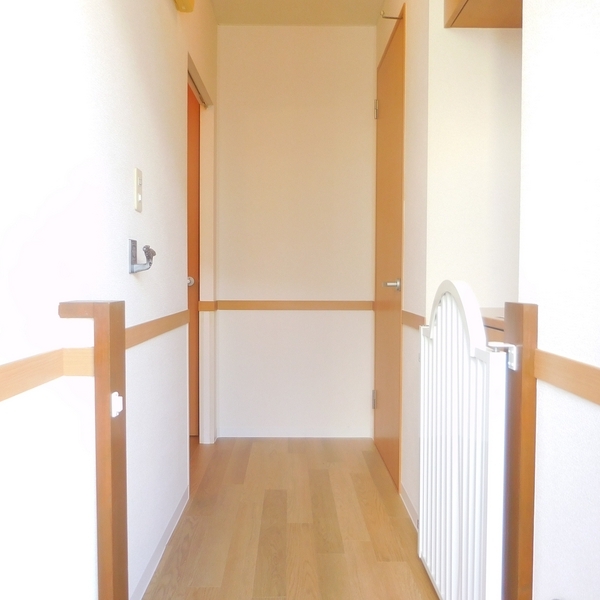 ��ʌ��������܎s��΋���q�T���ڂ̃A�p�[�g�̌���