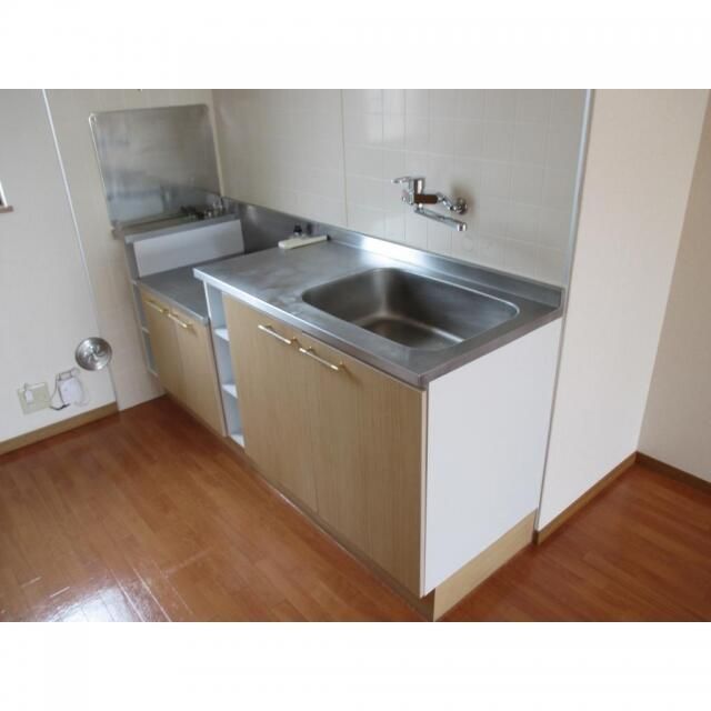 ��ʌ��������܎s��΋�钬�P���ڂ̃A�p�[�g�̃L�b�`��