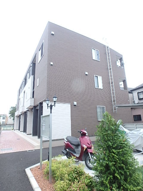 ��ʌ��������܎s�k�擌�听���Q���ڂ̃A�p�[�g�̌����O��