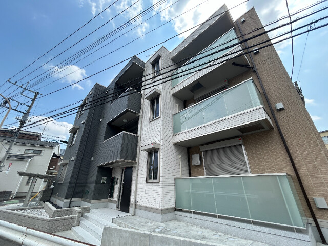 ��ʌ��������܎s�Y�a���؍�S���ڂ̃A�p�[�g�̌����O��