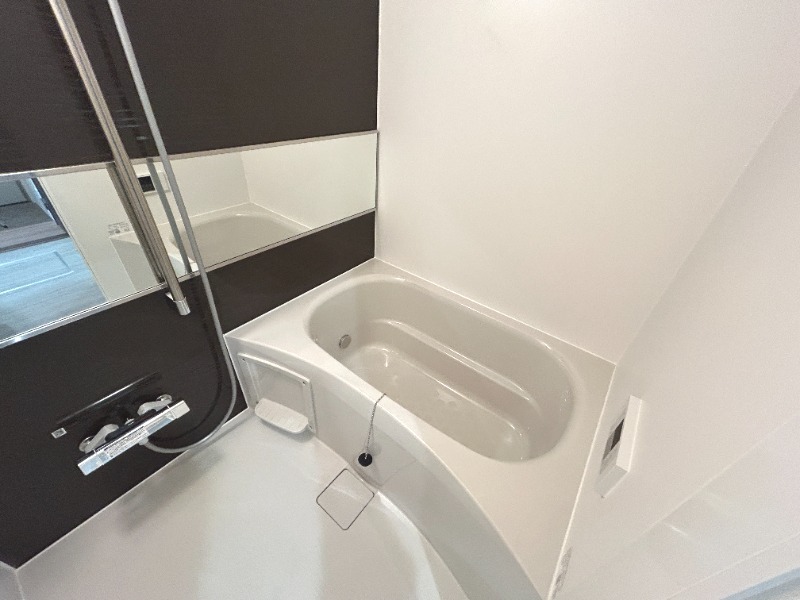 ��ʌ��������܎s�Y�a���؍�S���ڂ̃A�p�[�g�̃o�X