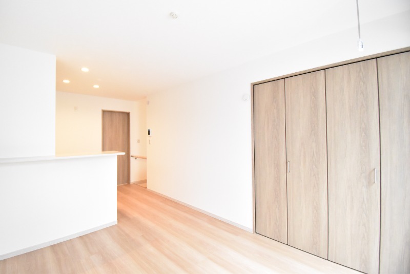 ��ʌ��������܎s��{��g�~���R���ڂ̃A�p�[�g�̂��̑������E�X�y�[�X