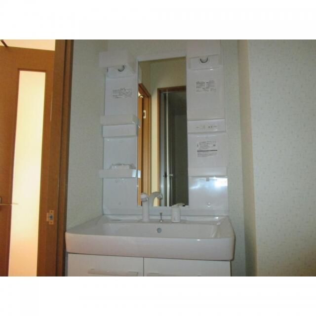 ��ʌ��������܎s��΋�钬�P���ڂ̃A�p�[�g�̐��ʏ�