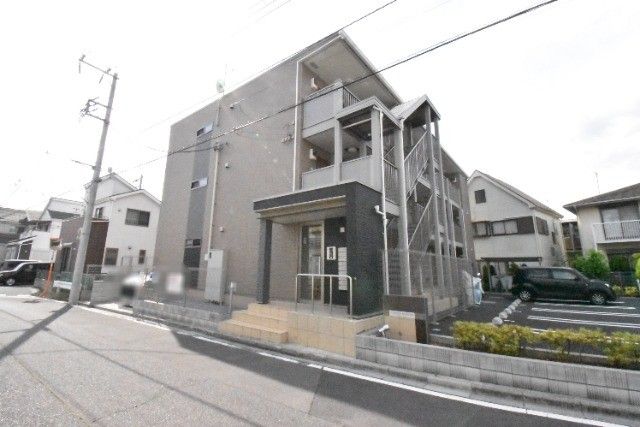 ʌ܎s΋擌YaQڂ̃Ap[ǧO