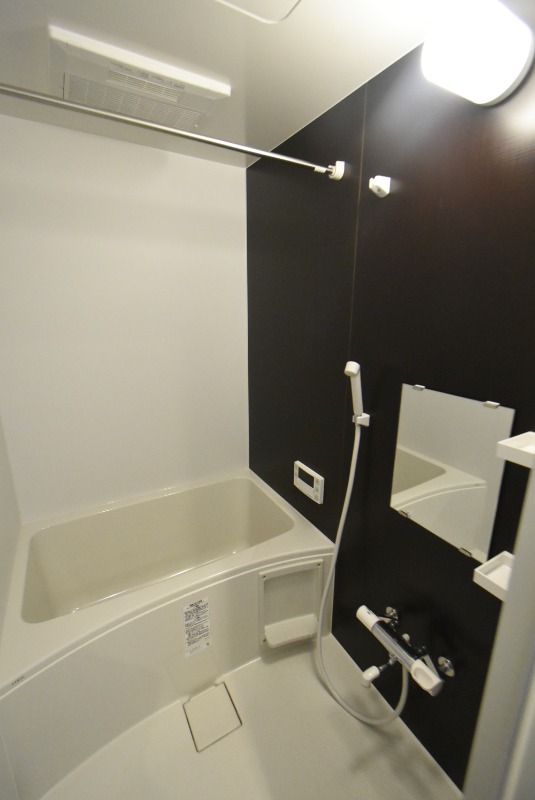 ��ʌ��������܎s�k��~�͒��̃A�p�[�g�̃o�X