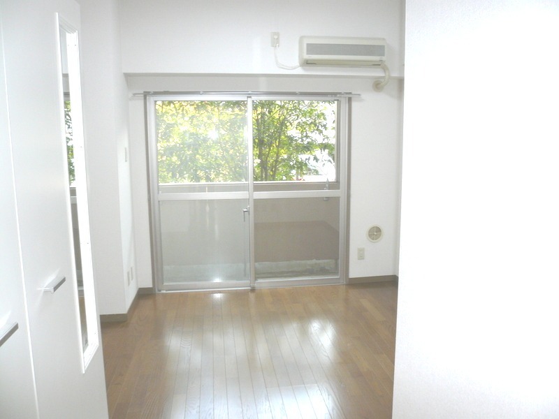 ��ʌ��������܎s�Y�a�挳���Q���ڂ̃}���V�����̃o���R�j�[