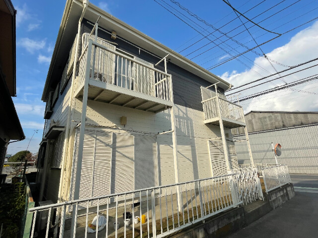 ��ʌ��k�����S�ɓޒ��厚�����̃A�p�[�g�̌����O��