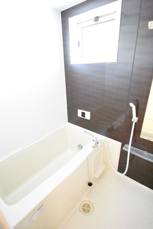 ��ʌ��������܎s�k��g�쒬�P���ڂ̃A�p�[�g�̃o�X