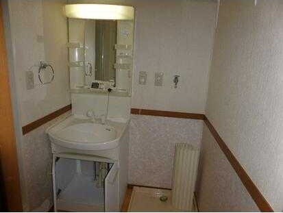 ��ʌ��������܎s�k��g�쒬�P���ڂ̃A�p�[�g�̐��ʏ�