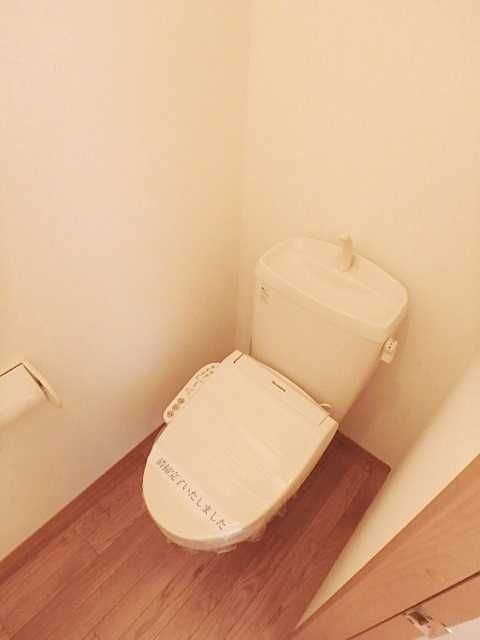 ��ʌ��������܎s��{��x�̓����P���ڂ̃A�p�[�g�̃g�C��