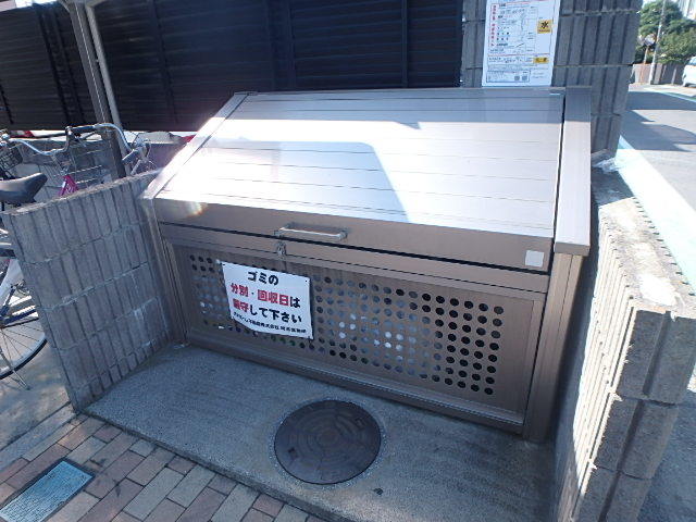 ��ʌ��������܎s��{��x�̓����P���ڂ̃A�p�[�g�̂��̑�