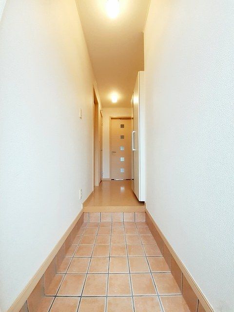 ��ʌ������s�V�����W���ڂ̃A�p�[�g�̌���