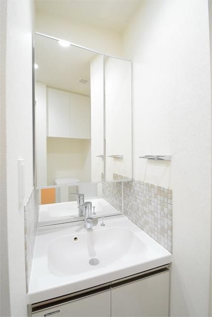 ��ʌ��������܎s�Y�a��k�Y�a�P���ڂ̃}���V�����̐��ʏ�