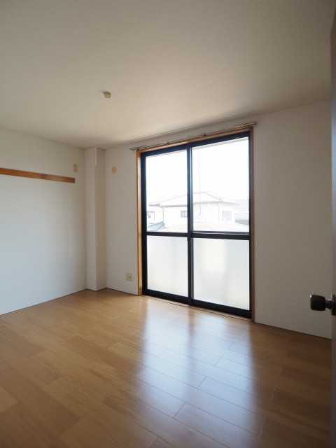 ��ʌ��@�c�s����Q���ڂ̃A�p�[�g�̋��ԁE���r���O