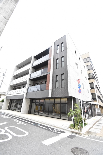 ��ʌ��������܎s�Y�a���ՂV���ڂ̃}���V�����̌����O��