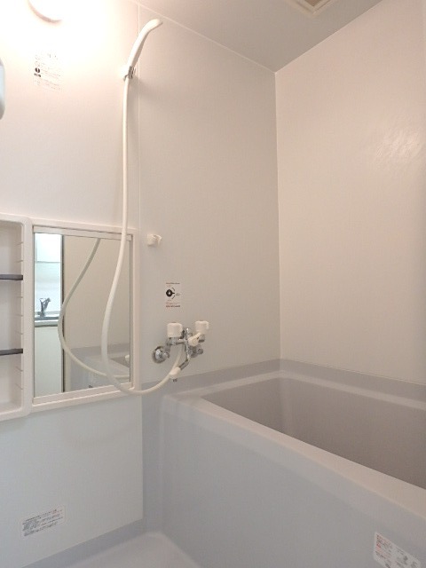 ��ʌ��������܎s��{��k�ܒ��P���ڂ̃}���V�����̃o�X