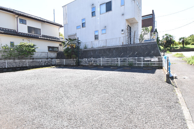 ��ʌ��������܎s�΋�厚�����̃A�p�[�g�̒��ԏ�