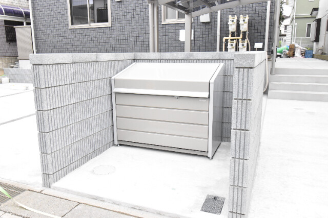 ��ʌ�����s�˒˓��Q���ڂ̃A�p�[�g�̂��̑�