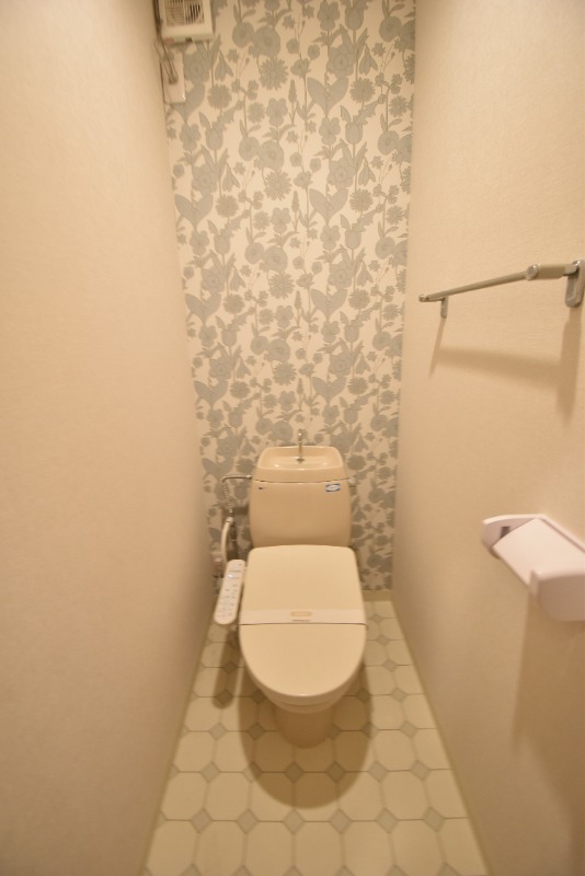 ��ʌ��������܎s�΋�厚�����̃A�p�[�g�̃g�C��