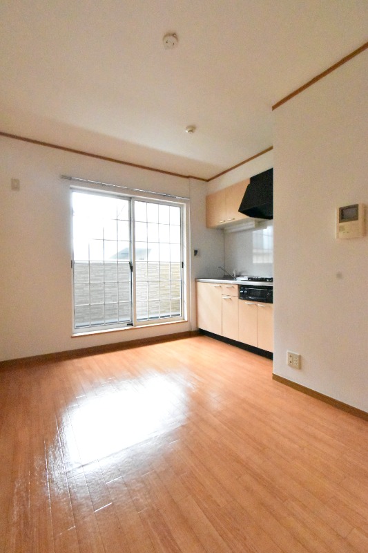 ��ʌ��������܎s�k��������Q���ڂ̃A�p�[�g�̋��ԁE���r���O