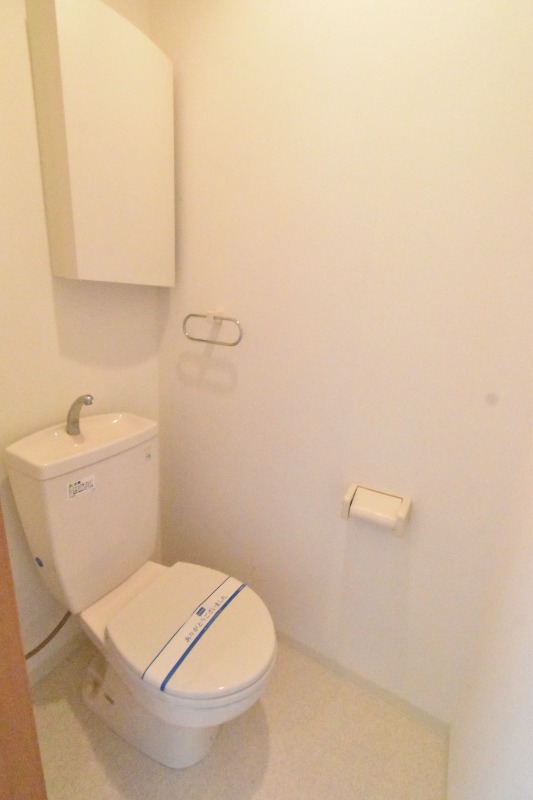 ��ʌ��������܎s�k��������Q���ڂ̃A�p�[�g�̃g�C��