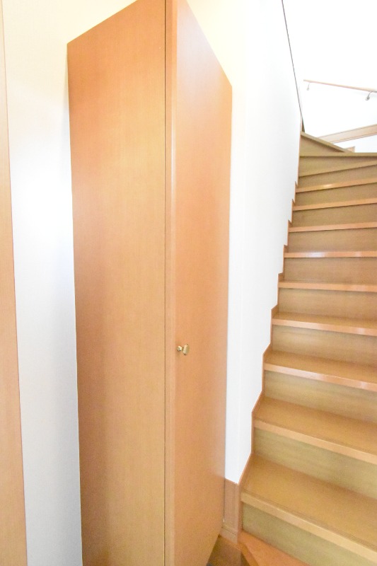 ��ʌ��������܎s�k��������Q���ڂ̃A�p�[�g�̌���