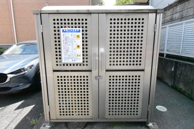 ��ʌ��������܎s�k��������Q���ڂ̃A�p�[�g�̂��̑�